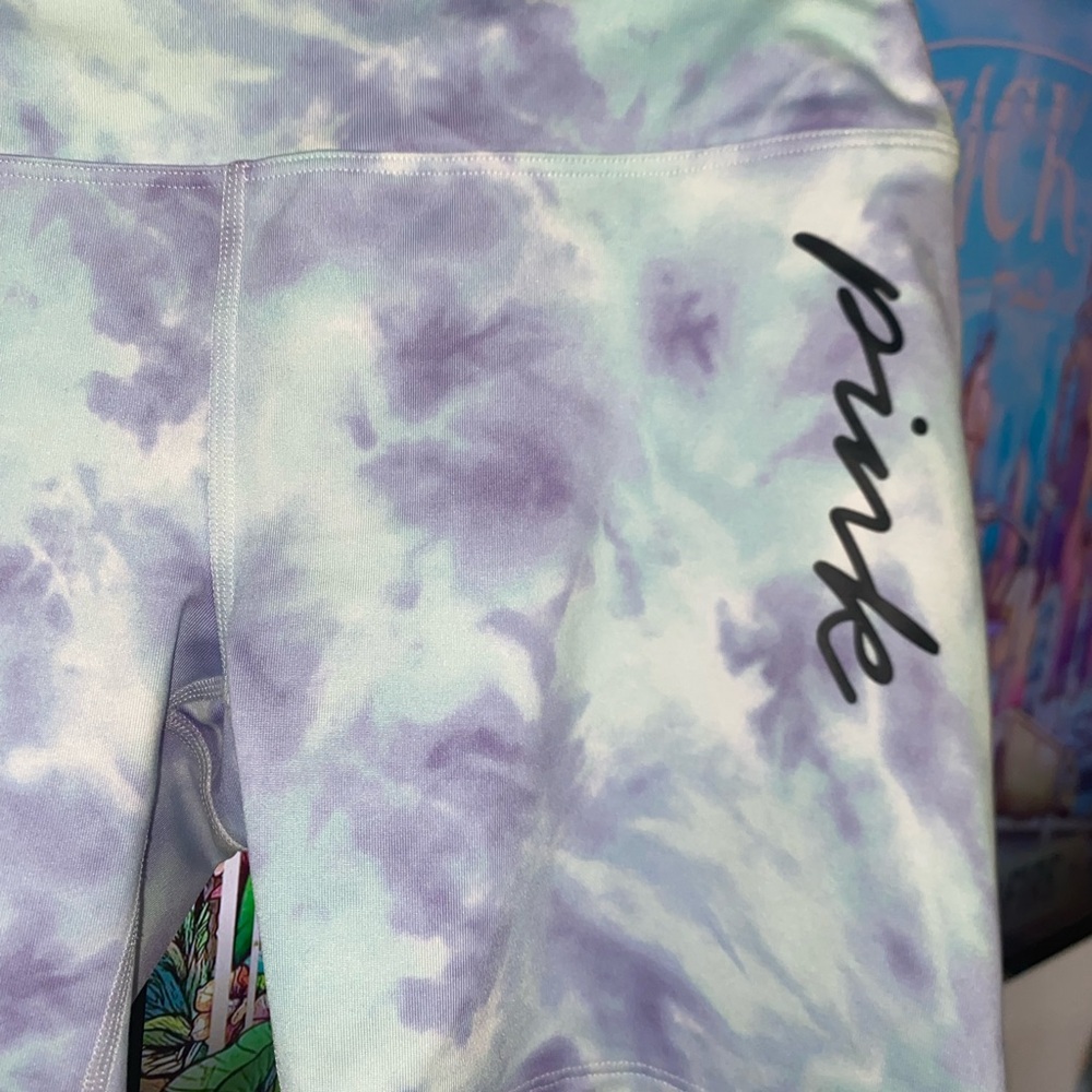 PINK Victoria's Secret Tie-Dye Bike Shorts Purple White - Picture 2 of 9